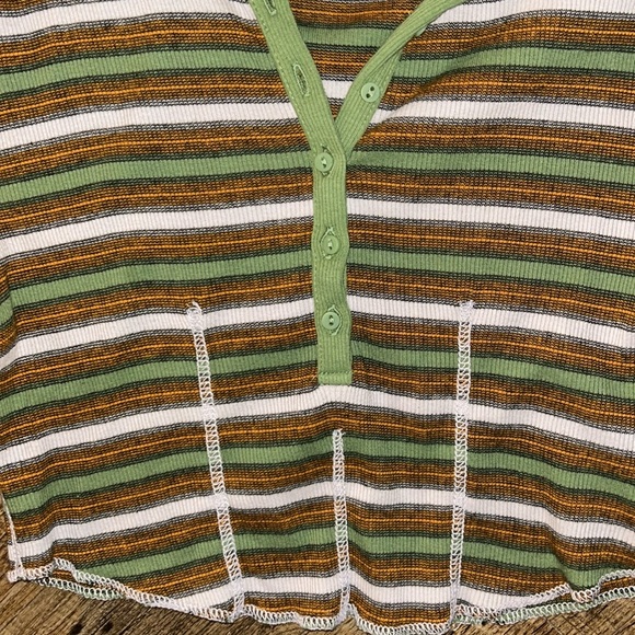 NWT BDG Striped Fitted Cropped Tee - Picture 2 of 4